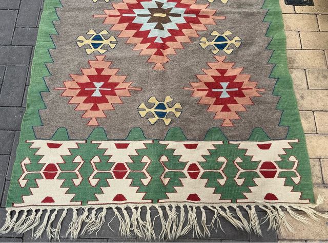 Kilim vintage in lana intrecciata a mano