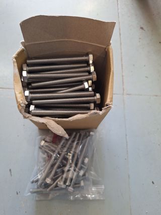 Tornillos INOX A2 8x60 y 8x80
