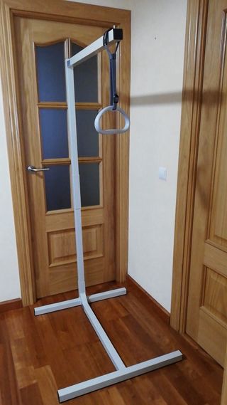 Trapecio incorporador de cama desmontable