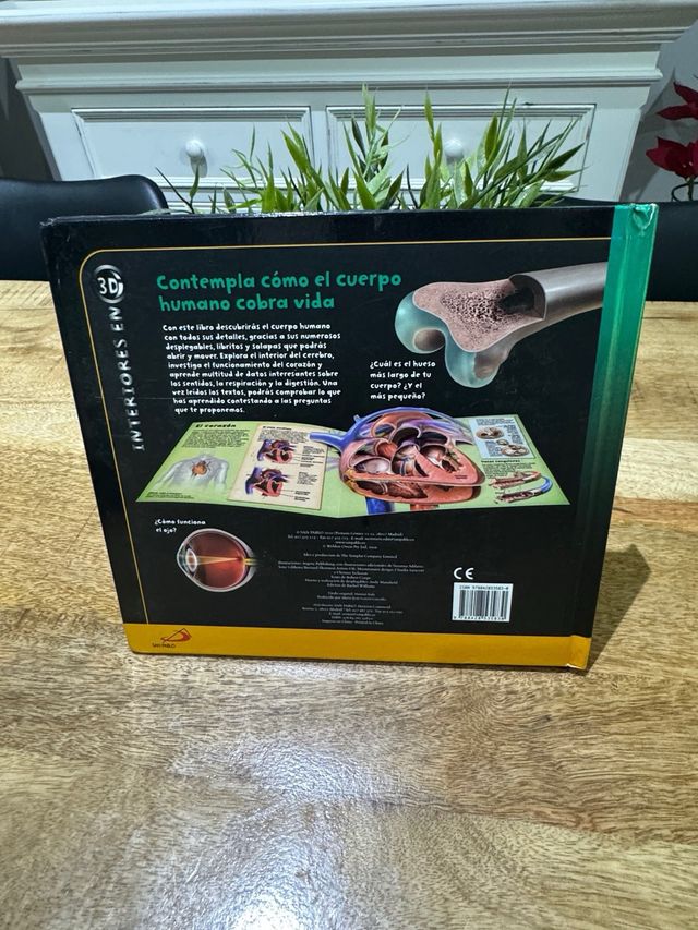libro el cuerpo humano 3D