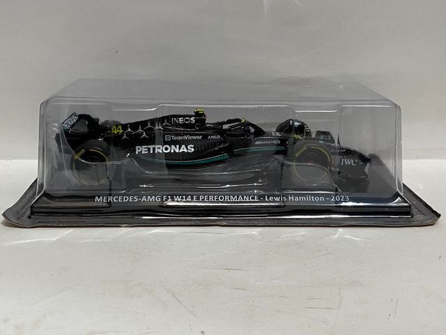 1:24 Mercedes AMG F1 W14 E Perfomance Lewis Hamilt