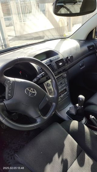 Toyota Avensis 2005