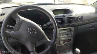 Toyota Avensis 2005