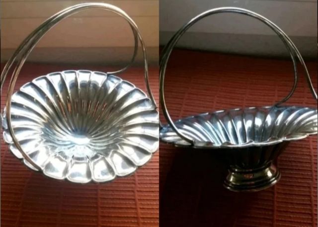 Cesta bañada en plata