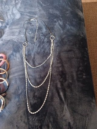 Pulseras y collar bisutería 