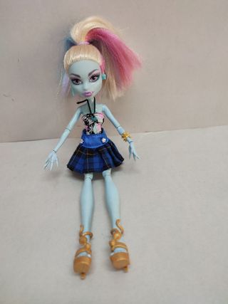 Monster High Abbey Bominable RF222