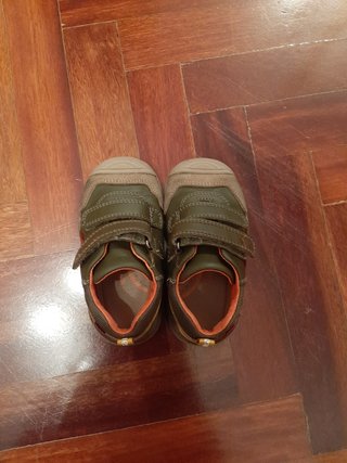 Zapatos biomecanics talla 22