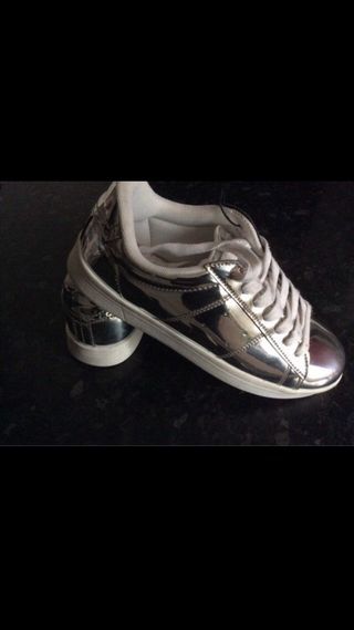 Deportivas plata