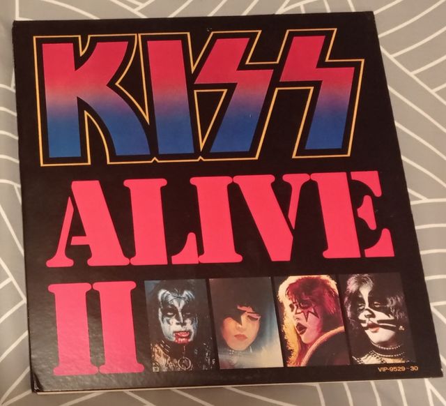 Kiss ALive II, japones