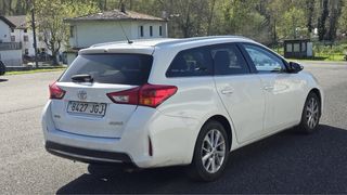 Toyota Auris 2015