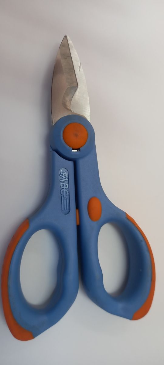 FORBICE PER ELETTRICISTA