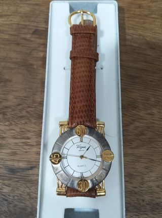 Reloj Vogue