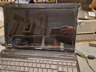 Portátil TOSHIBA AMD A8