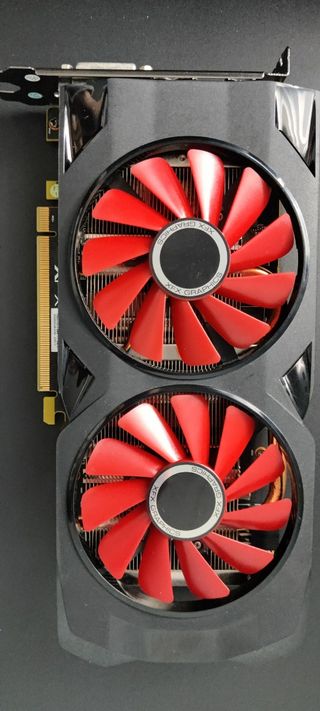 Tarjeta gráfica AMD RX 570 8GB