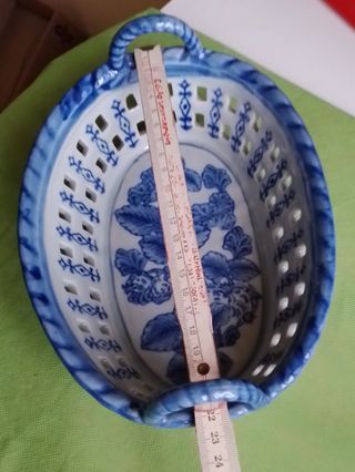 Ciotola ovale con manici in porcellana