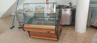 Vitrina expositora refrigerada