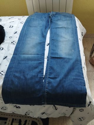 Pantalón vaquero chica-o. Talla29 .Miss Sixty marc