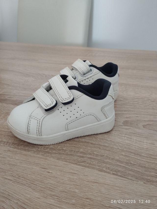 Zapatillas deportivas bebé