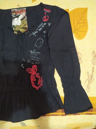 Blusa Desigual talla S