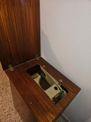 Máquina de coser singer