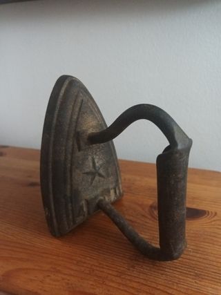 Plancha antigua de hierro