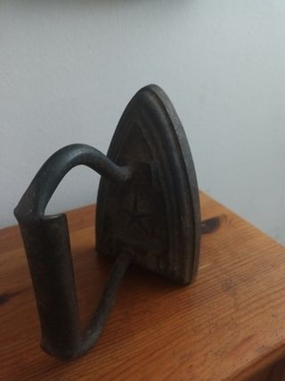 Plancha antigua de hierro