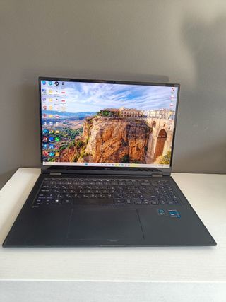 LG Gram 16" Intel Core i7, 16 GB RAM, 512 GB SSD