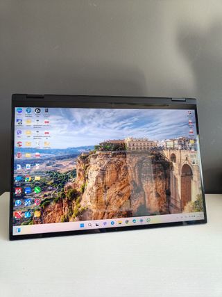 LG Gram 16" Intel Core i7, 16 GB RAM, 512 GB SSD