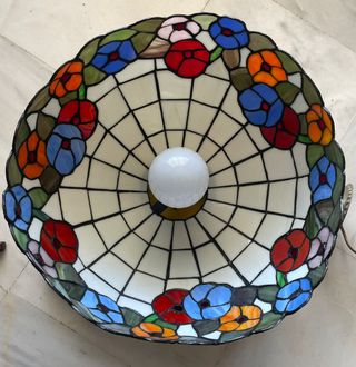 Lámpara Tiffany de vitral con flores