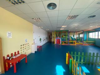 R-7937671 Traspaso Cafeteria Ludoteca en Celrá