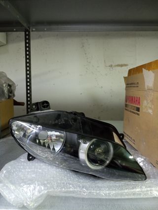 Faro Delantero Yamaha R1 2004-2006