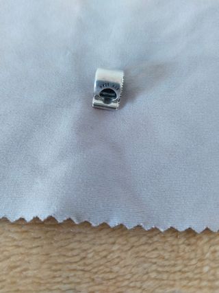 Charm Pandora horóscopo libra