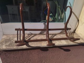 Percha curvada antigua