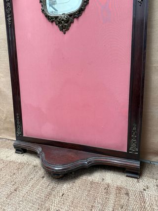 Elegante perchero sombrerero con espejo