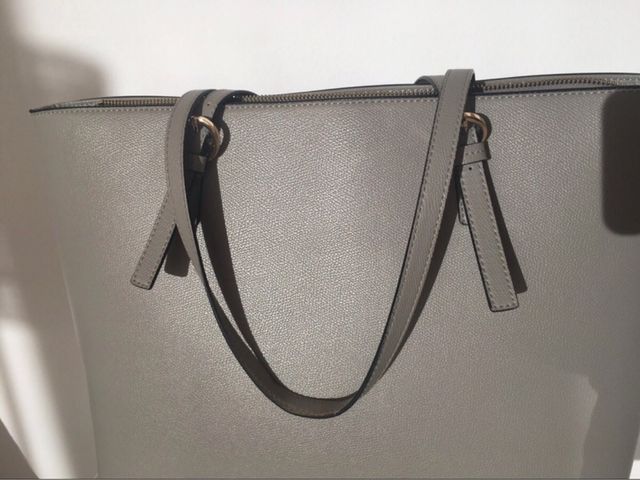 Bolso gris H y M