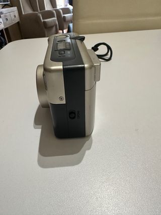 Cámara de fotos Konica Analogica