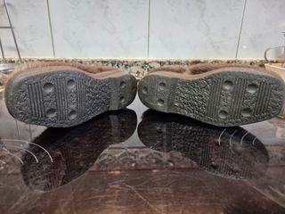 Botas de piel de niña/o