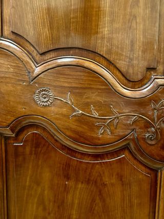 Armario provenzal siglo XVIII cerezo