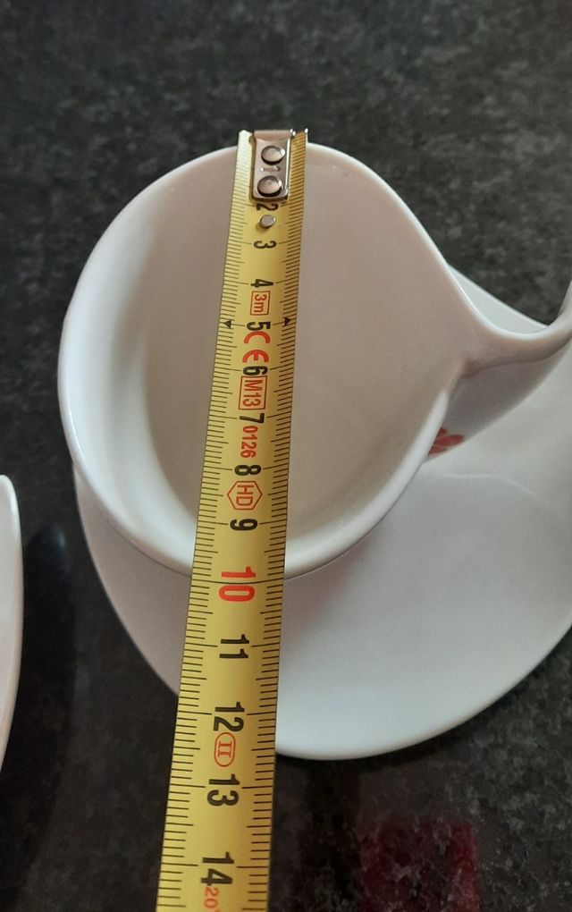 2 tazzine in porcellana