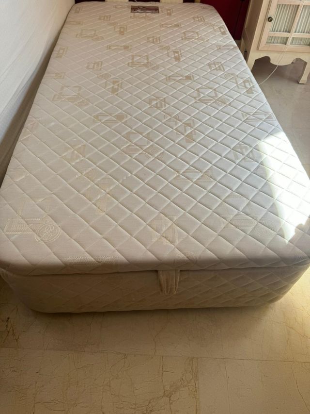 Canape abatible 90x190cm y cubre canapé a medida