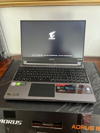 Portatil Gigabyte Aorus 15G XC 512GB i7 FHD Nuevo 