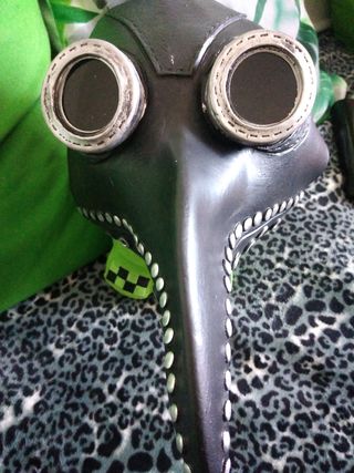 CAPA Y MASCARA PARA DISFRACES 
