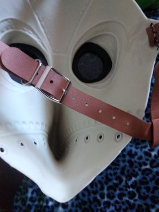 CAPA Y MASCARA PARA DISFRACES 