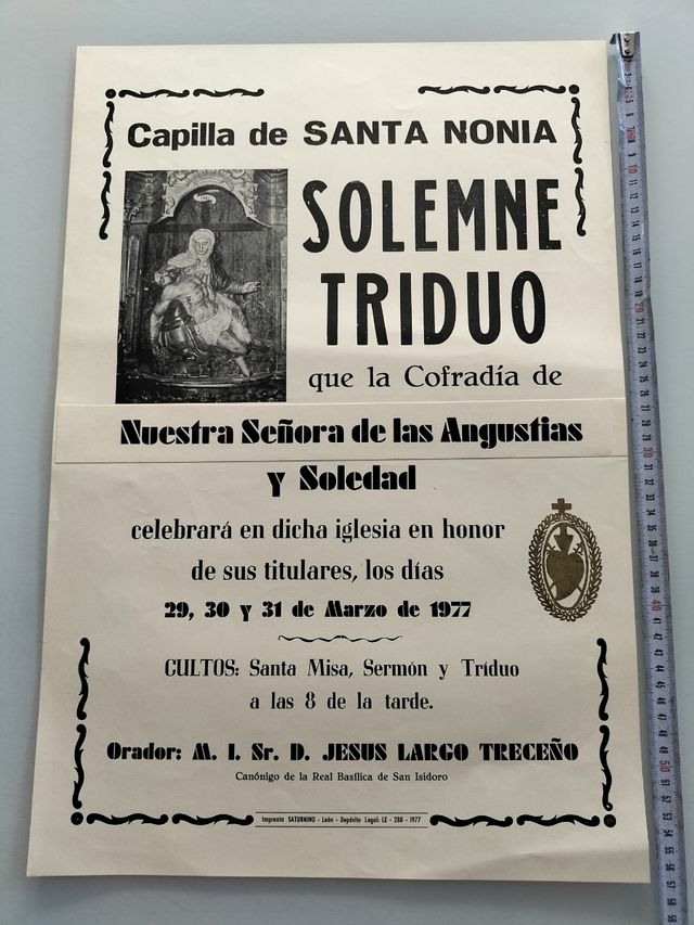 Semana santa de León , lote de 18  carteles