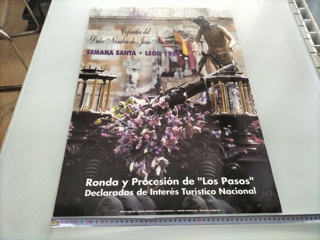 Semana santa de León , lote de 18  carteles
