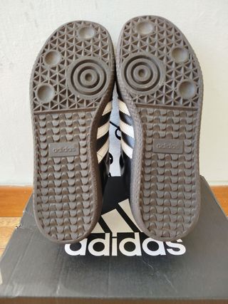 Adidas Samba