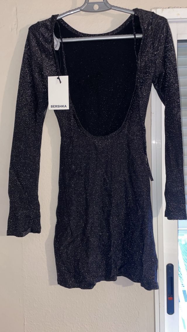 Vestido brillantes espalda descubierta