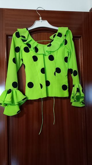 Corpiño flamenca, mantoncillo y complementos