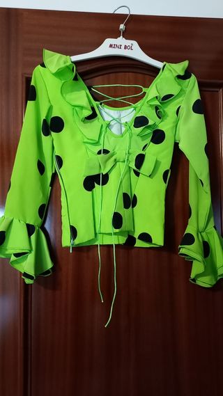 Corpiño flamenca, mantoncillo y complementos