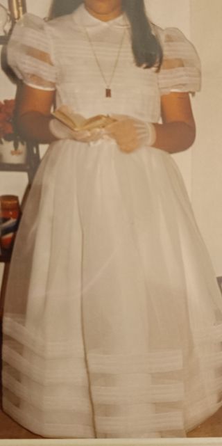 Traje d Comunión d niña blanco con cinturón rosa